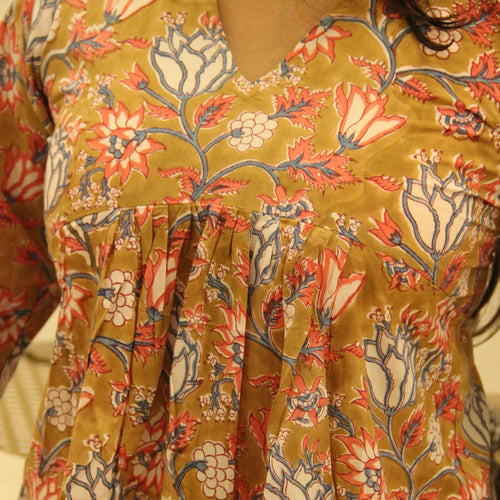 Basanti - Beige floral top